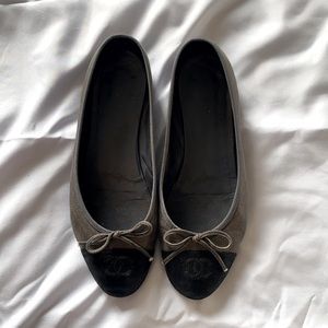 Chanel two tone ballerina flats